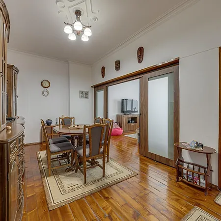 Serdika And Cozy 2 Bedroom *